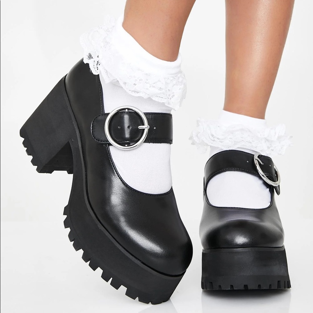 Current mood dolls kill Mary Janes